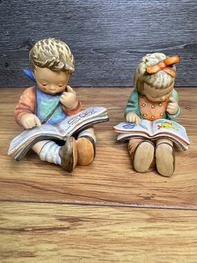 Hummel Book Worm Bookends Figurines Girl And Boy Reading Book